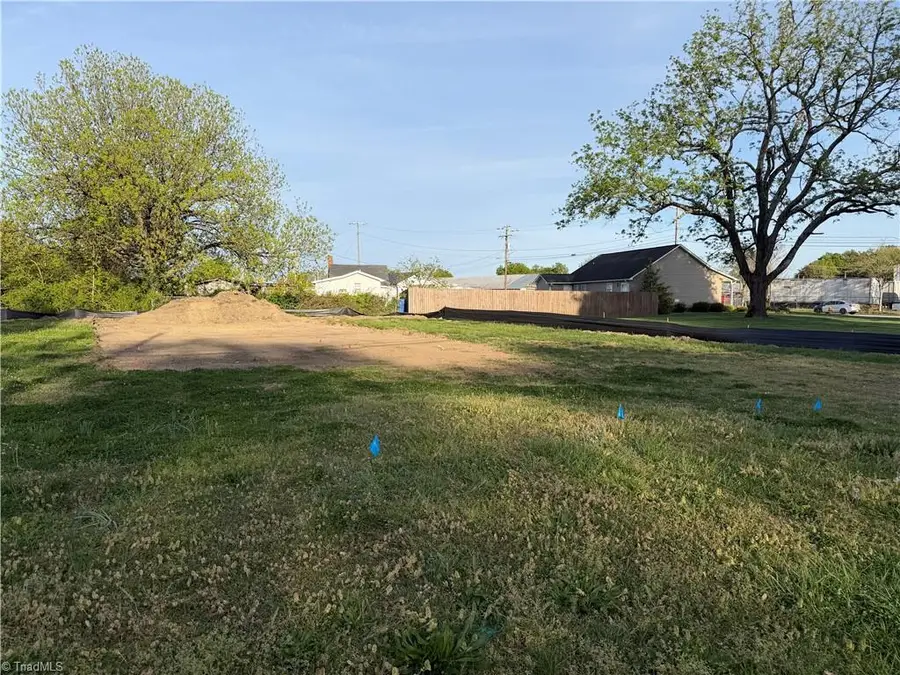 408 Dobson Street, Kernersville, NC 27284 - #2