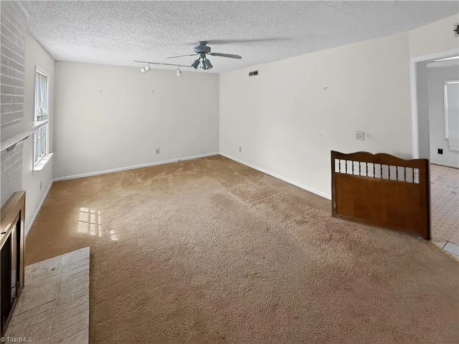 5401 Bayberry Lane, Greensboro, NC 27455 - #3