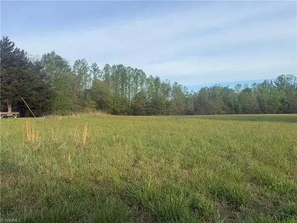 146 Mabes Road, Eden, NC 27288