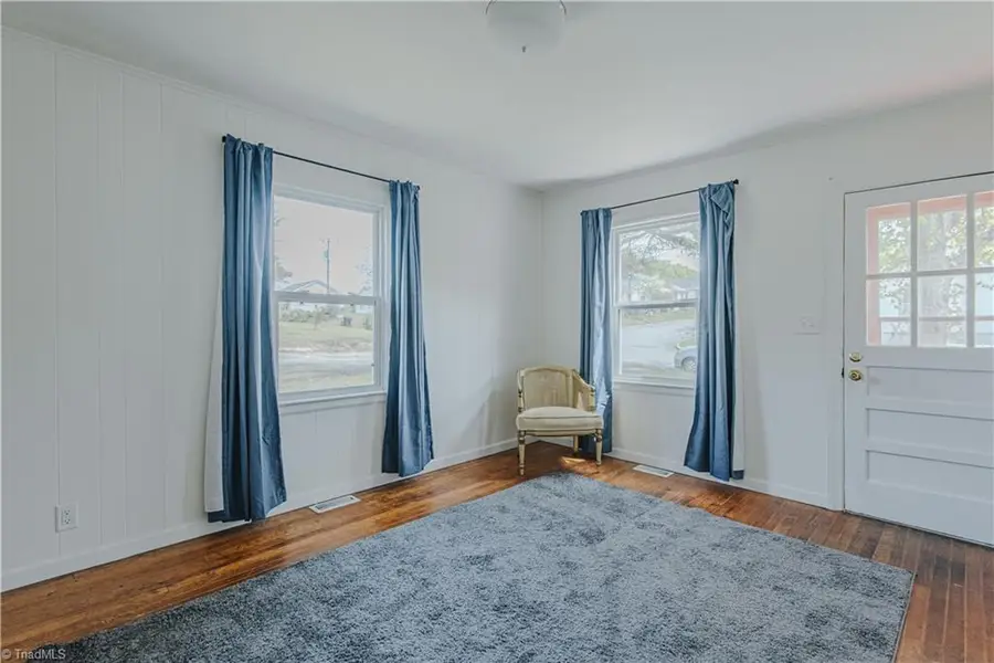 1326 Stonewall Avenue, Burlington, NC 27217 - #2