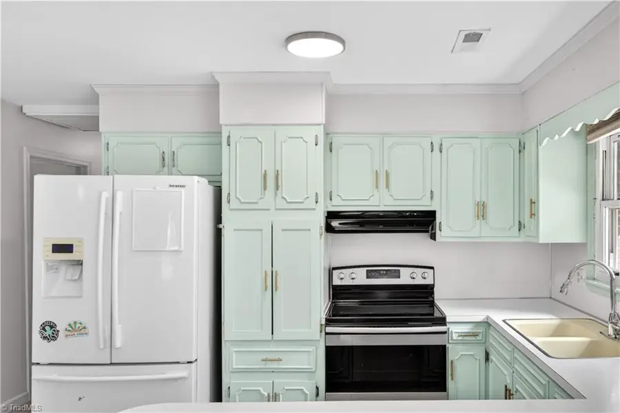 1407 Lambs Lane, Kernersville, NC 27284 - #3