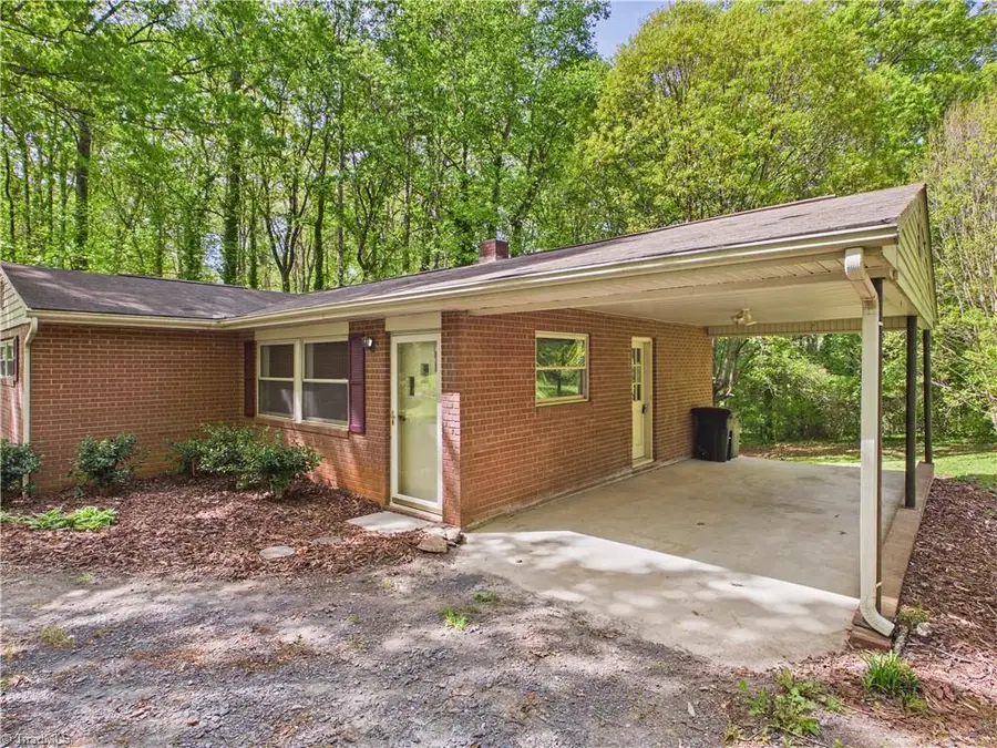 353 Auman Avenue, Asheboro, NC 27205 - #2