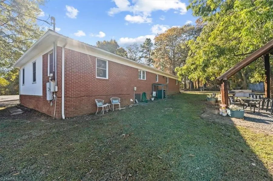 612 Reeder Road, Seagrove, NC 27341 - #2