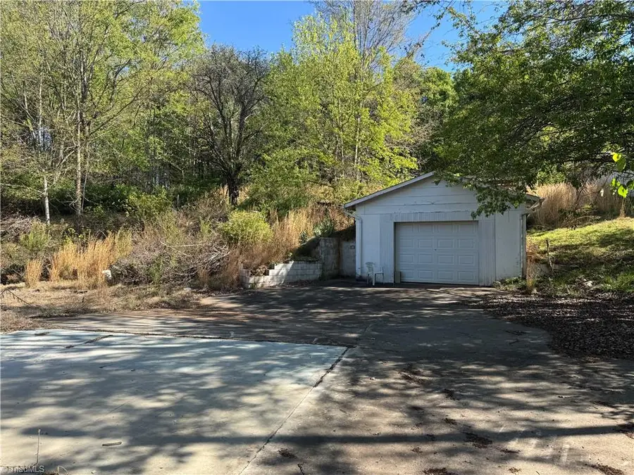 00 Statesville Road, North Wilkesboro, NC 28659 - #3