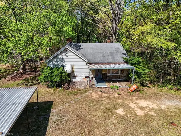 2106 School Street, Winston-Salem, NC 27105