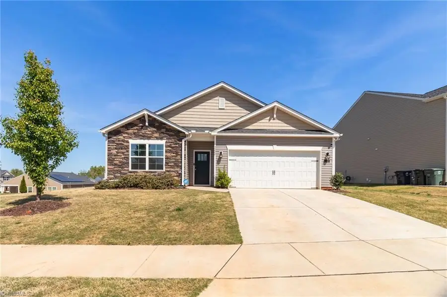 3222 Highlander Point, Greensboro, NC 27405 - #2