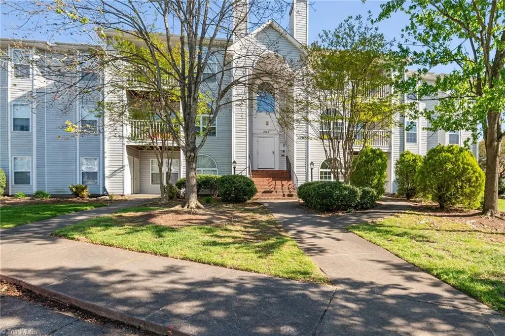321 Quietwood Drive, Winston Salem, NC 27103 - #1