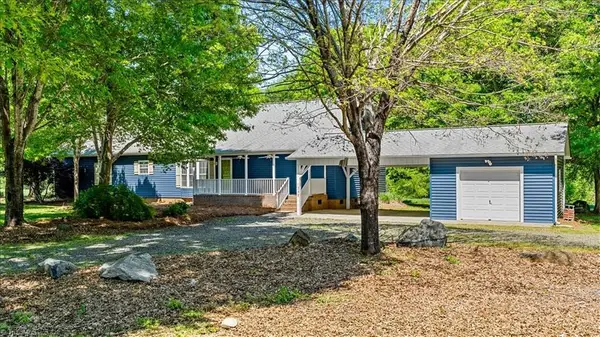 596 Greenbrier Farm Trail, Siler City, NC 27344