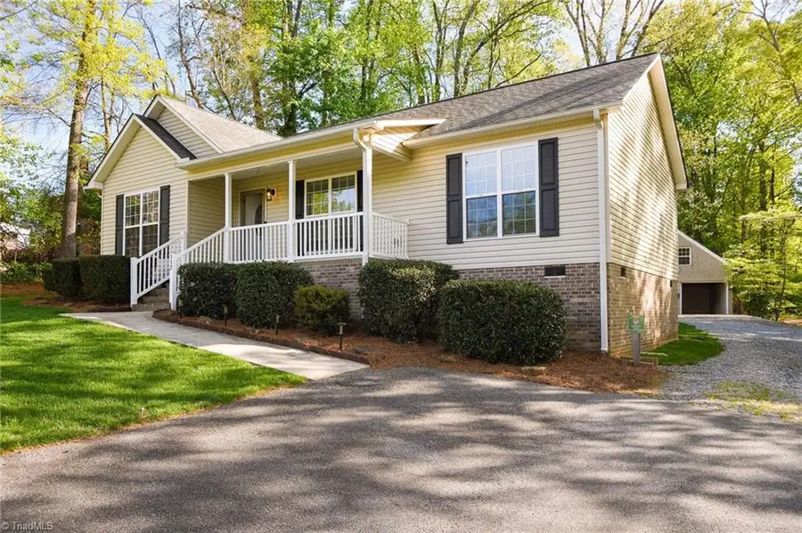 117 Forest Drive, Thomasville, NC 27360 - #2