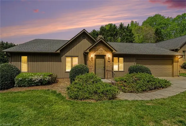 572 Ridgehaven Drive, Winston-Salem, NC 27104