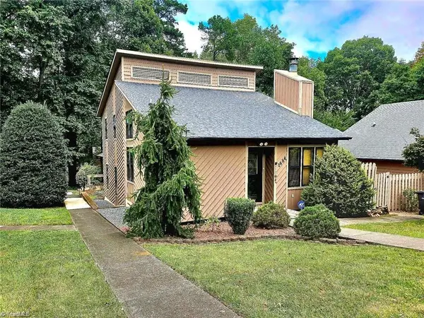 1884 Stonewood Drive, Winston-Salem, NC 27103