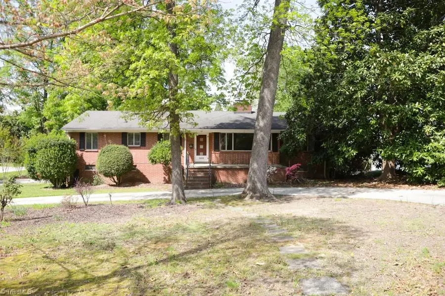 3406 Dogwood Drive, Greensboro, NC 27403 - #3