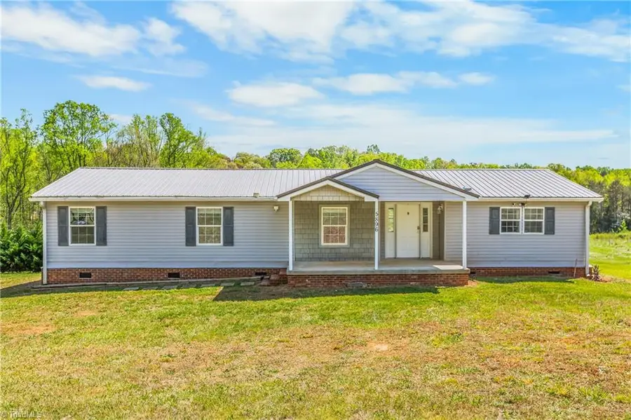 5896 Graham Farm Road, Bethania, NC 27105 - #2
