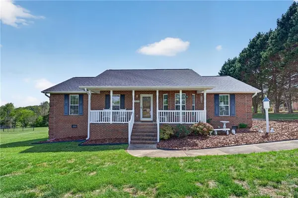 5719 Rolling Meadows Road, Randleman, NC 27317