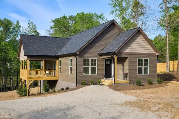 140 Calvin Street, High Point, NC 27262