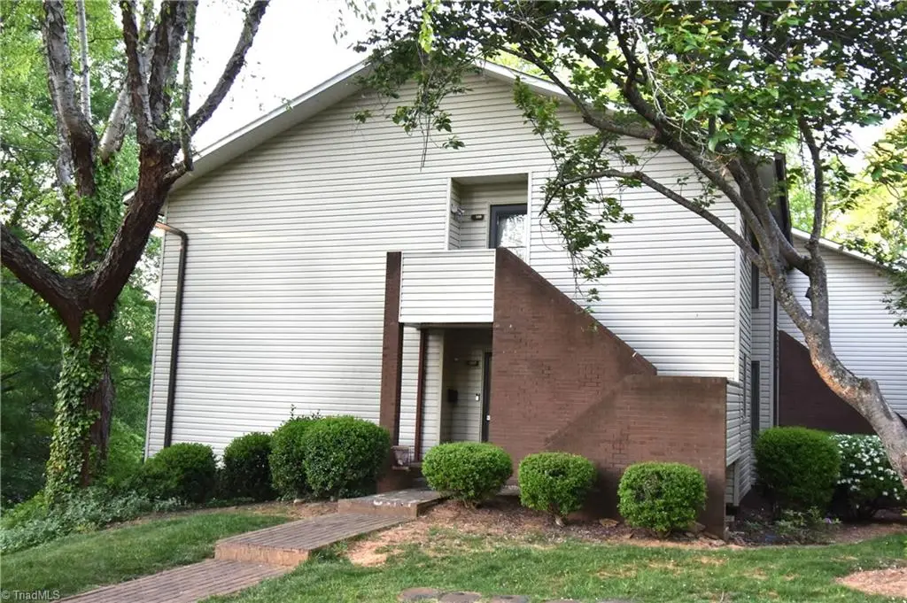 129 Forest View Drive, Winston Salem, NC 27104 - #1