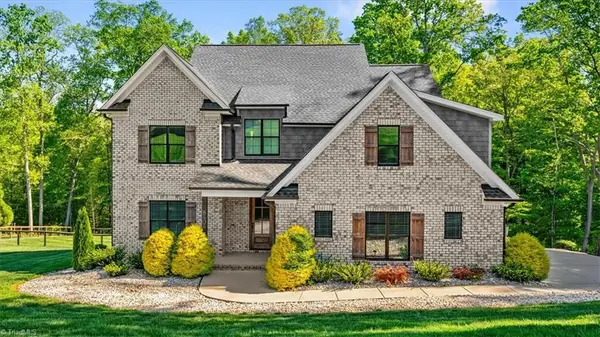 8404 Poplar Bluff Drive, Stokesdale, NC 27357