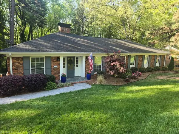 3380 Kirklees Road, Winston-Salem, NC 27104