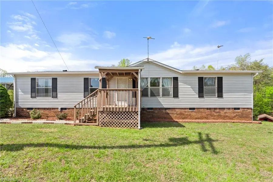1747 Lynchburg Road, Westfield, NC 27053 - #3