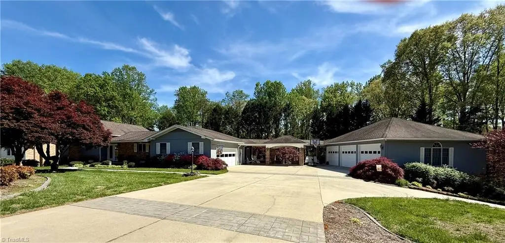 321 Pineview Drive, Mount Airy, NC 27030 - #1