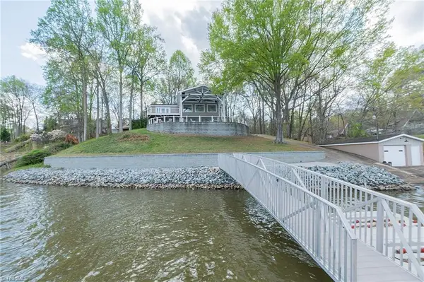 362 Hillview Drive, Lexington, NC 27292