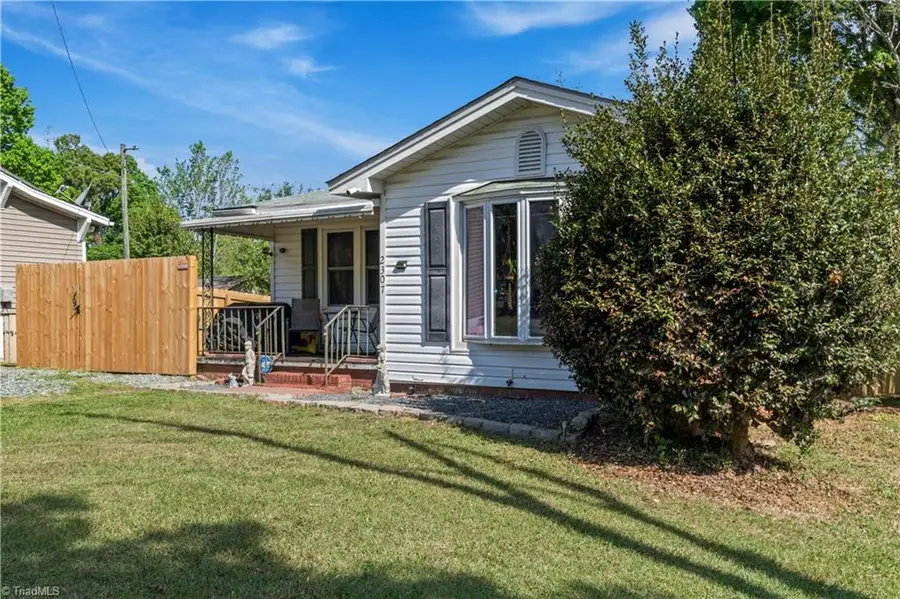 2307 E Green Drive, High Point, NC 27260 - #2