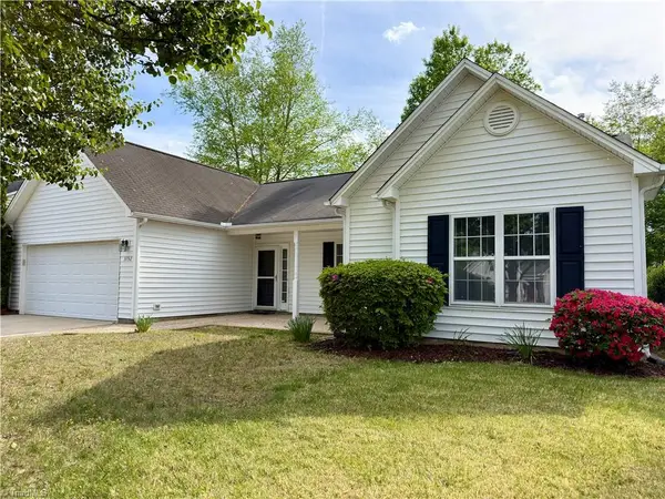 3792 Vanhoe Lane, Jamestown, NC 27282