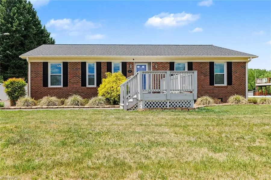 660 Brookmont Drive, Winston Salem, NC 27107 - #2