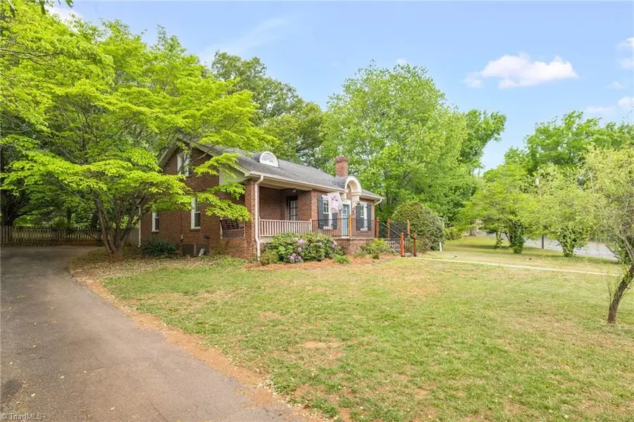 1505 Courtland Avenue, Reidsville, NC 27320 - #2