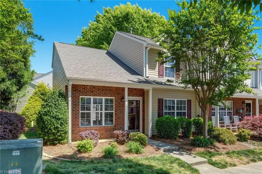 3 Tannenbaum Circle, Greensboro, NC 27410 - #1