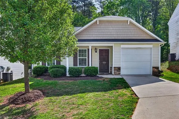 1257 Stonefield Crossing Court, Winston-Salem, NC 27107