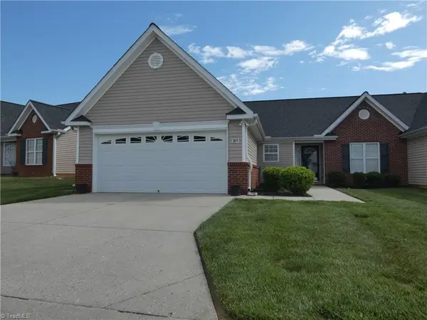 309 Locksley Court, Thomasville, NC 27360