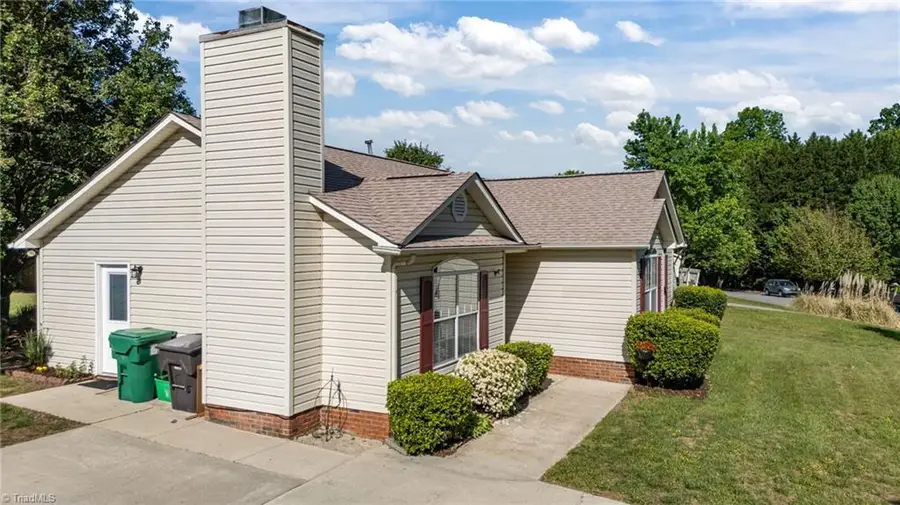 3922 Landover Drive, High Point, NC 27265 - #3