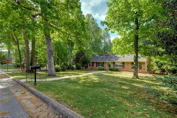 901 Country Club Drive, Reidsville, NC 27320