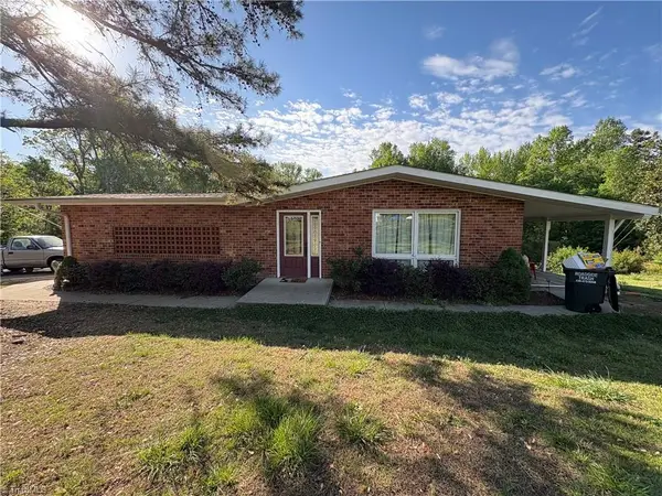 4738 Peace Road, Trinity, NC 27370