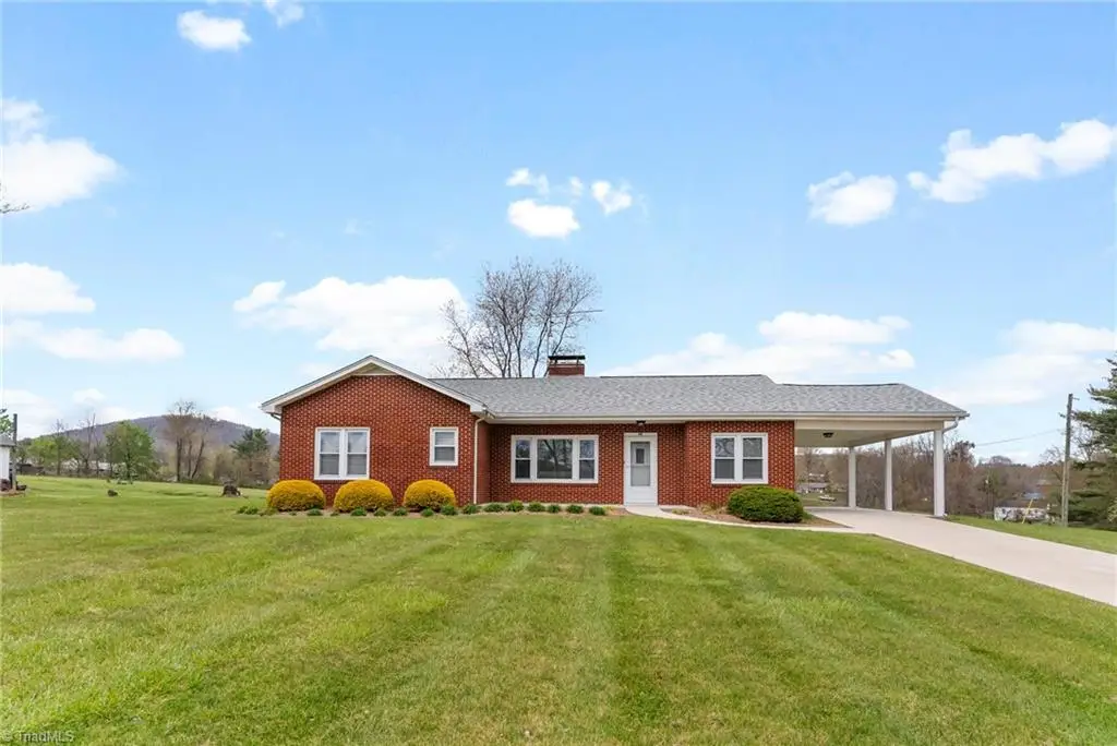 59 Memorial Park Drive, Sparta, NC 28675 - #1