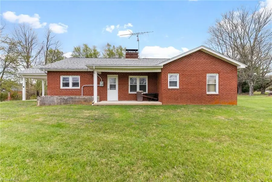 59 Memorial Park Drive, Sparta, NC 28675 - #2