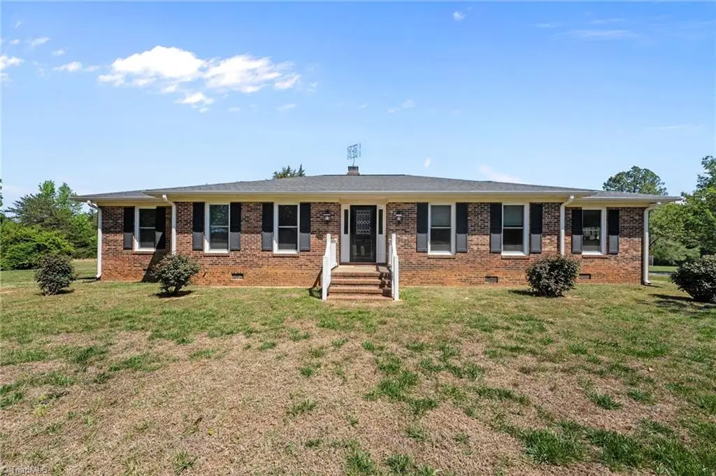1753 Altamahaw Union Ridge Road, Burlington, NC 27217 - #1