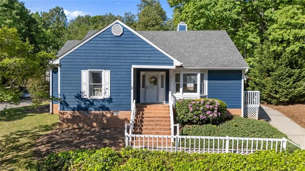 944 Chatfield Drive, Jamestown, NC 27282 - #1