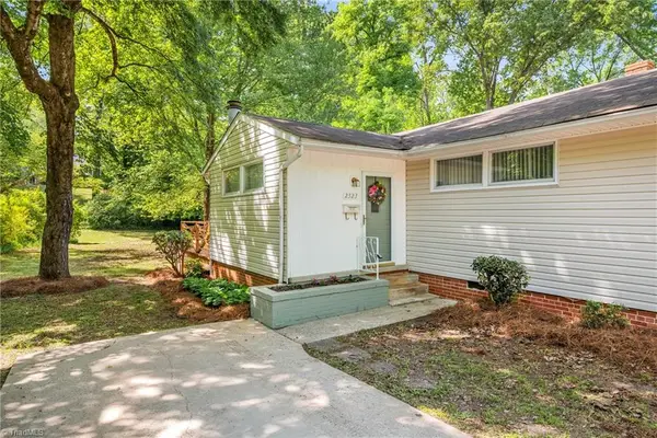 2523 Overbrook Drive, Greensboro, NC 27408