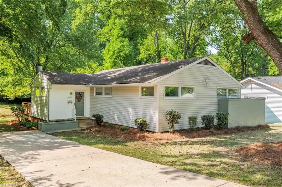 2523 Overbrook Drive, Greensboro, NC 27408 - #2