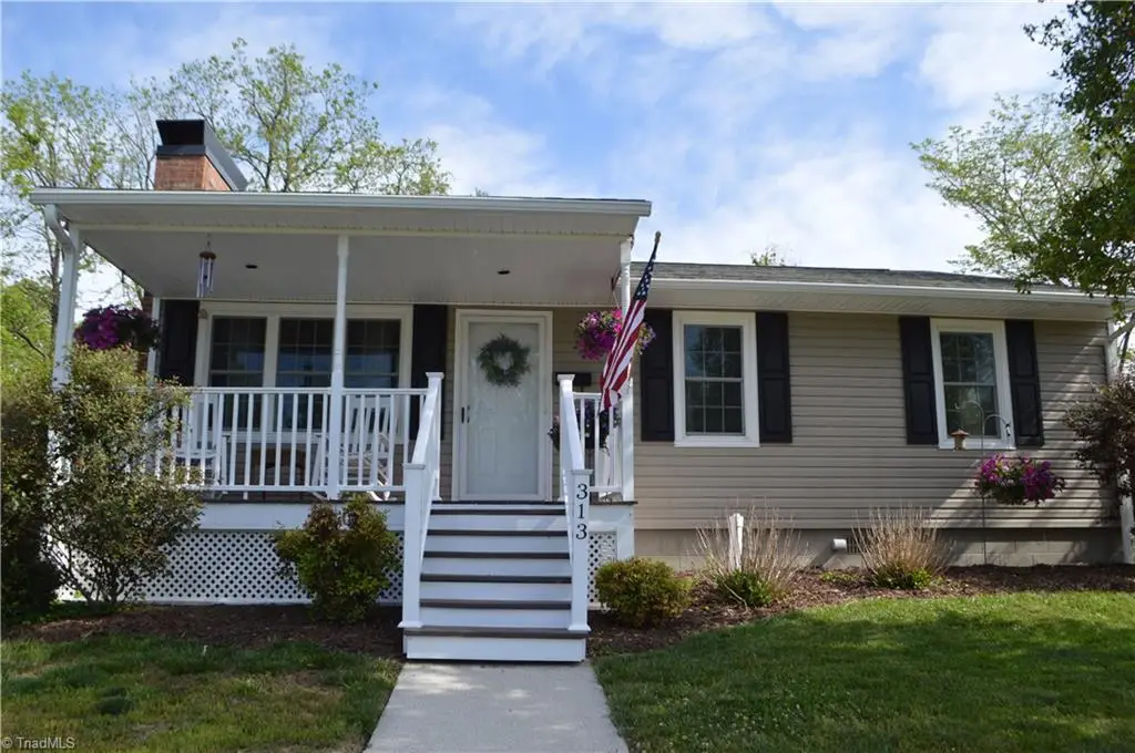 313 Hunter Drive, Mount Airy, NC 27030 - #1
