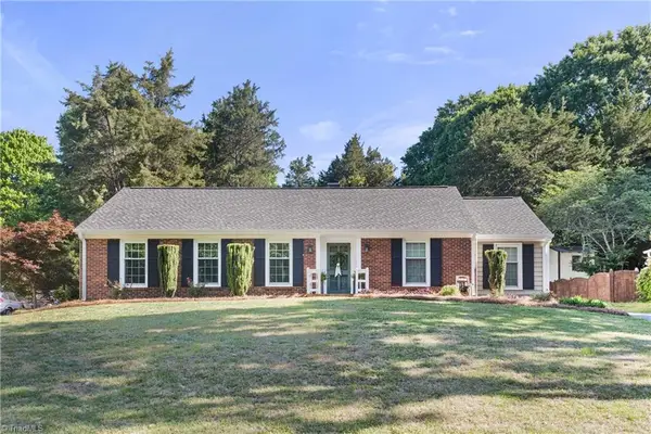 960 Foxhall Drive, Winston-Salem, NC 27106