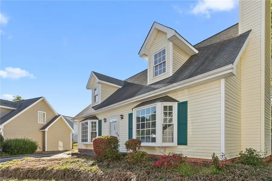 127 Edgedale Court, Kernersville, NC 27284 - #2