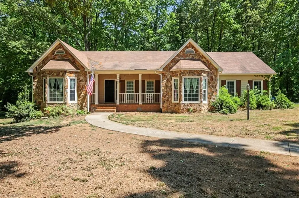 7802 High Meadows Road, Greensboro, NC 27455 - #1