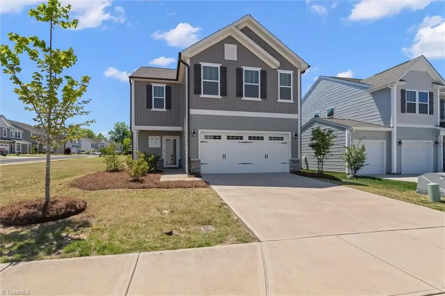 146 Centerpiece Drive, High Point, NC 27265 - #2