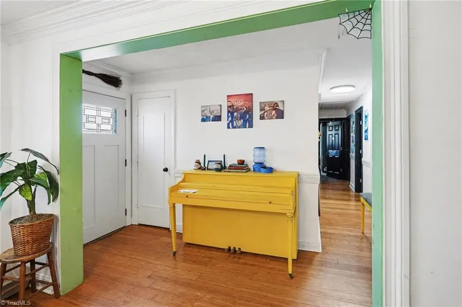 508 Pineywood Road, Thomasville, NC 27360 - #3