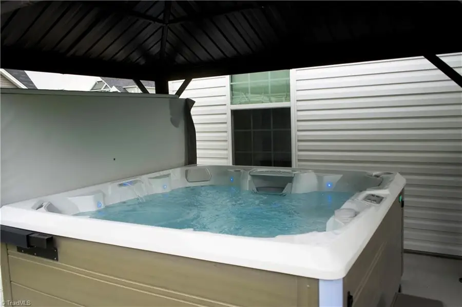 633 Mahogany Drive, Thomasville, NC 27360 - #2