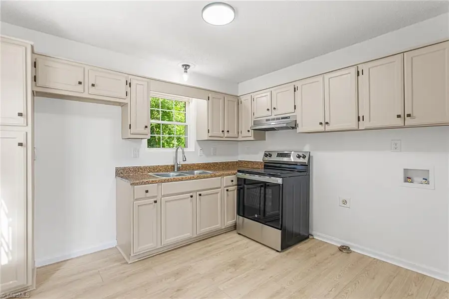 549 Woodlawn Street, Asheboro, NC 27203 - #2