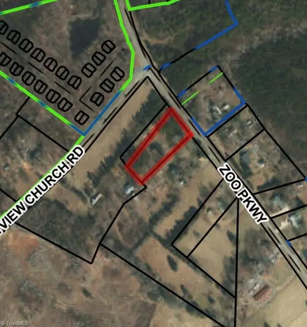 2844 Zoo Parkway, Asheboro, NC 27205